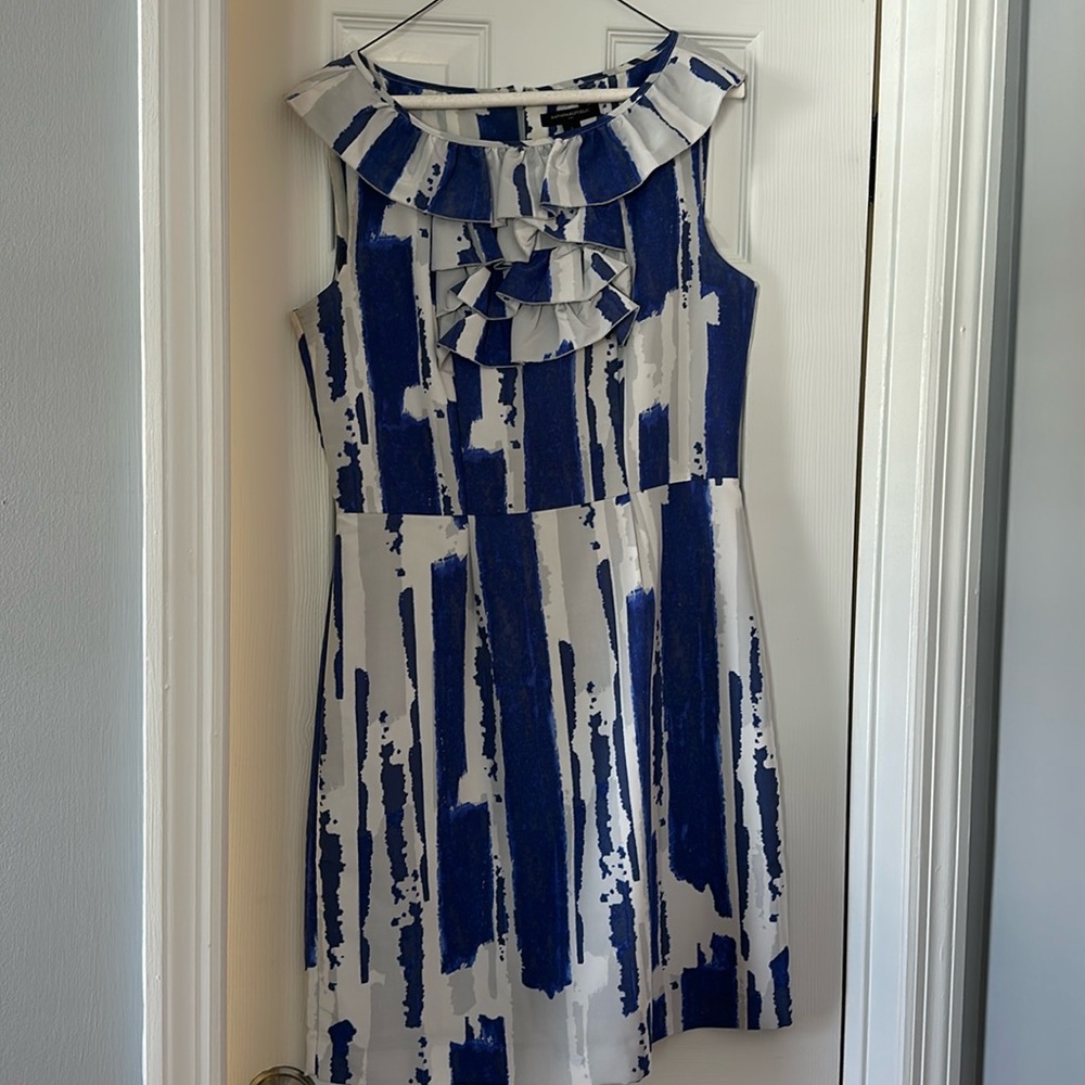 Banana Republic sleeveless dress with ruffles